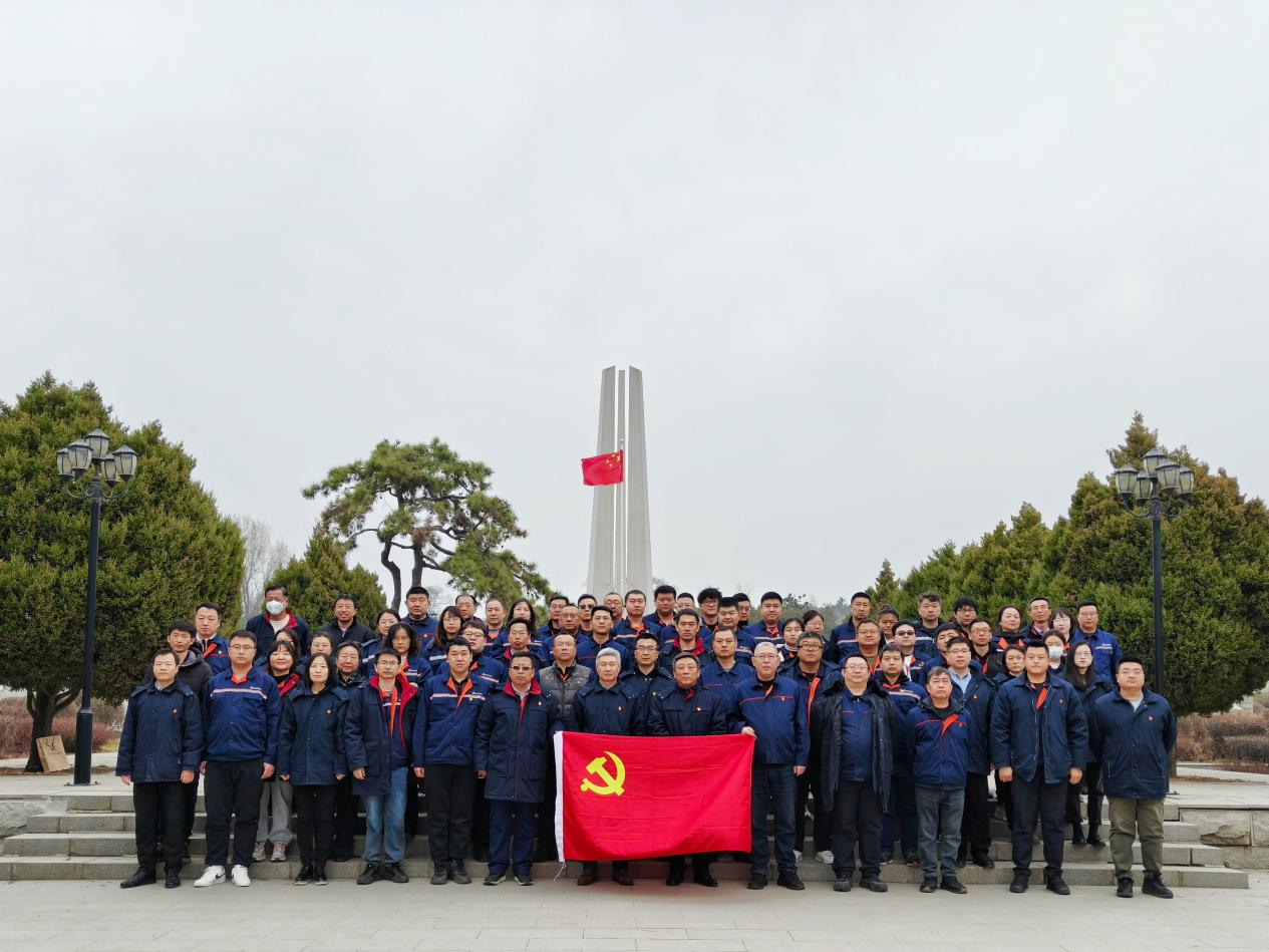 賡續(xù)紅色血脈，凝聚奮進力量—中鋼熱能院組織開展清明祭掃活動